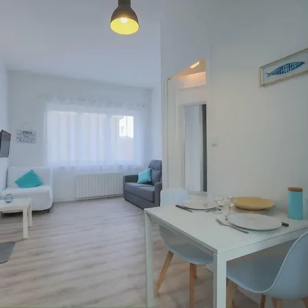 Marine 100m Apartment